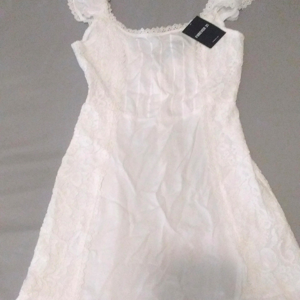 White Lace Ruffle Dress - Picture 4 of 4
